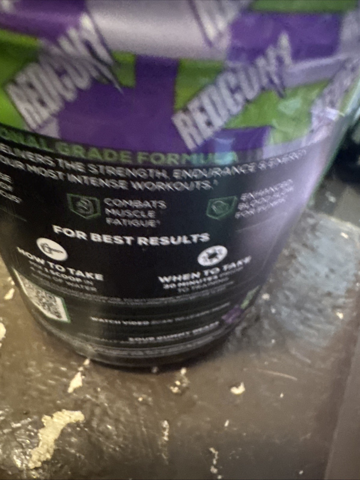 REDCON1 TOTAL WAR Pre-Workout Sour Gummy Bear 20 Servings BB 02/27