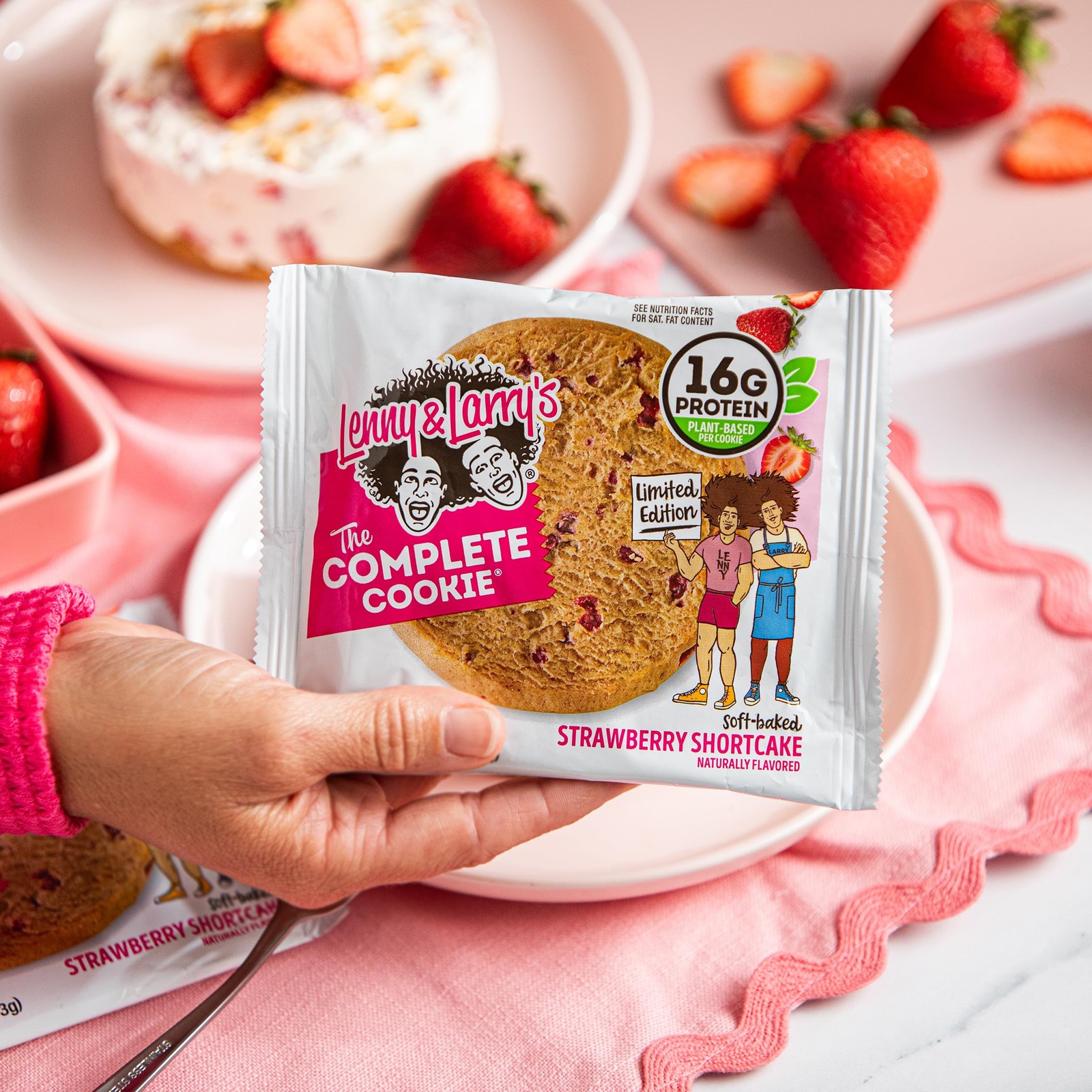 & Protein Cookie Strawberry Protein Snacks 16G Plant Protein 10G