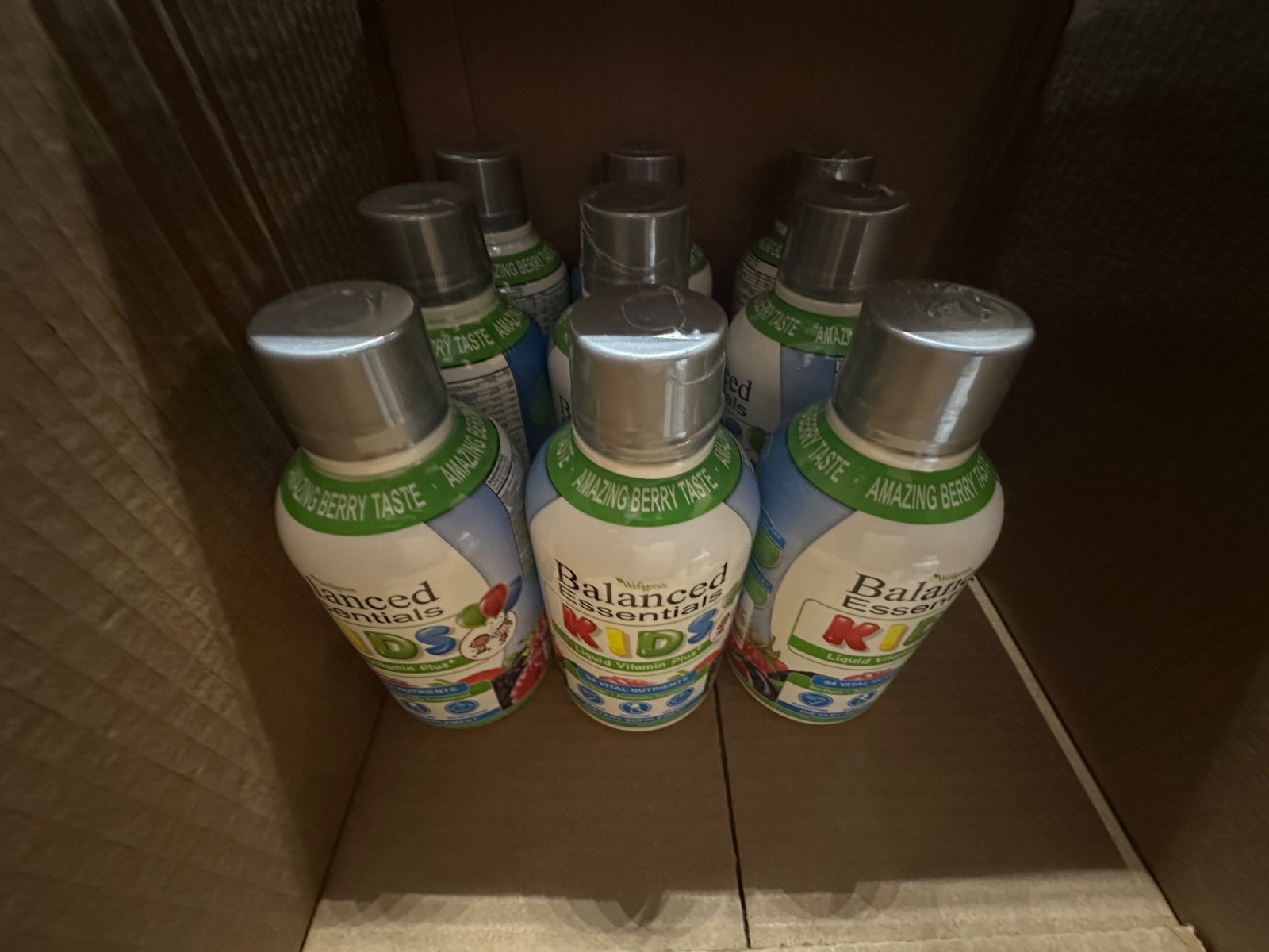 Wellgenix kids liquid Multi Vitamin x 9