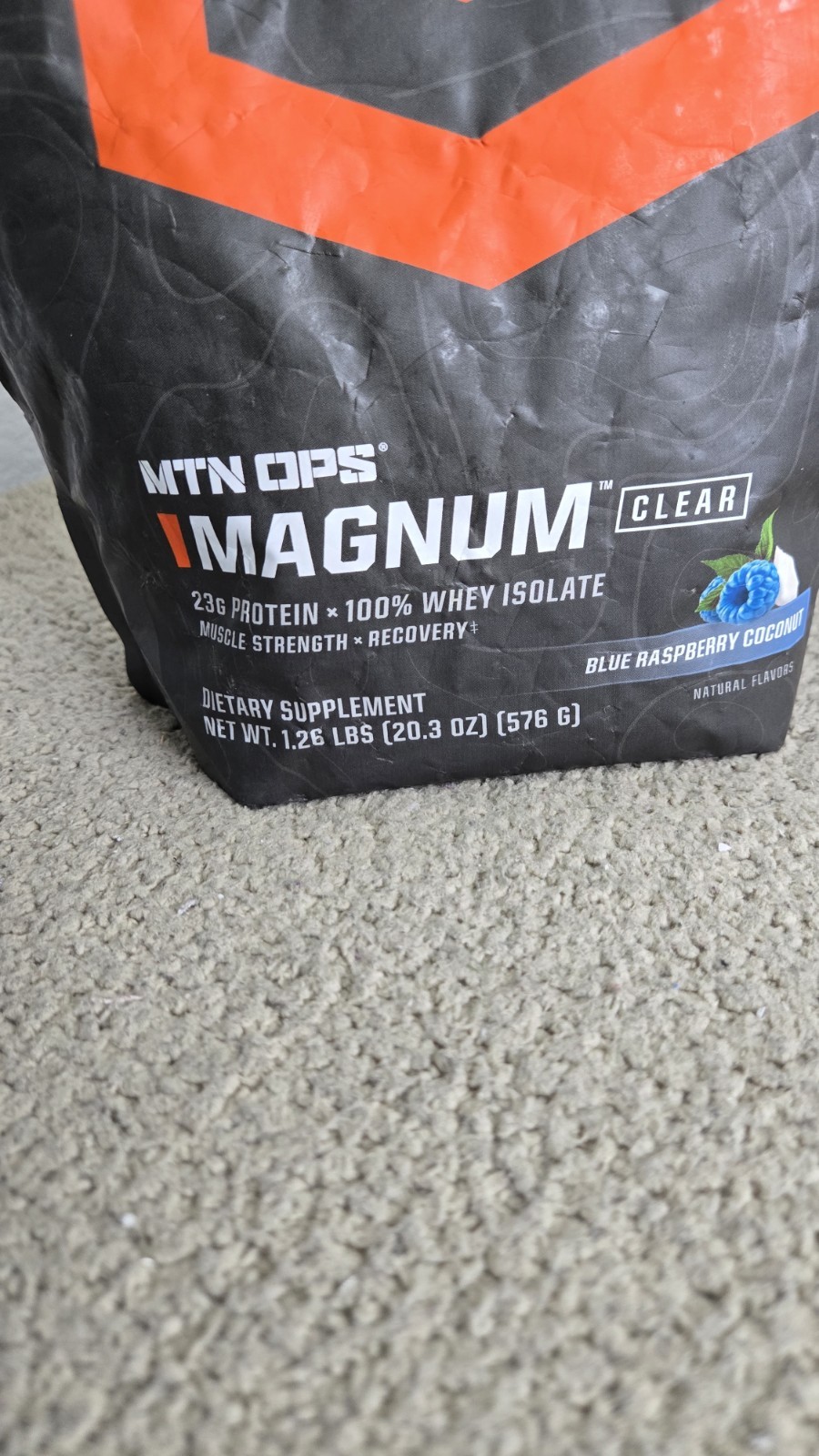 NEW MTN OPS Blue Raspberry Cocnut Clear Protein Powder 23g 20 Servings