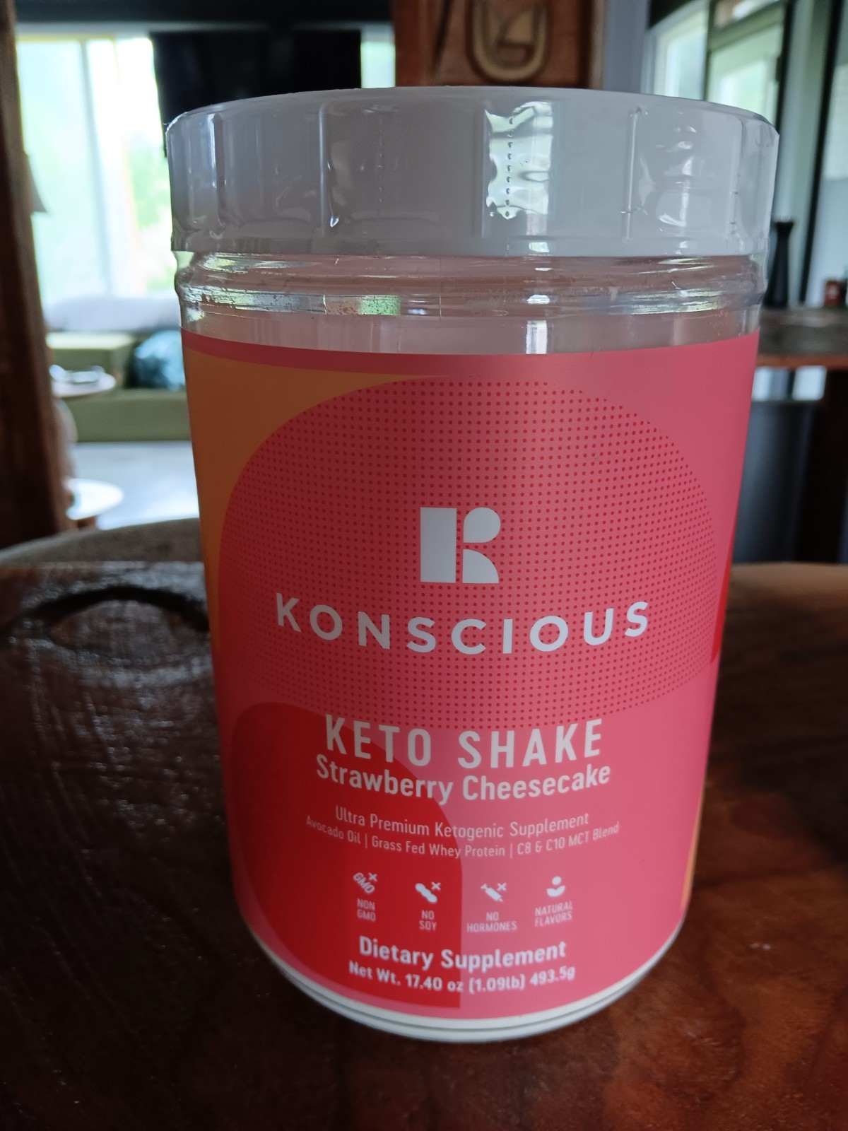 KONSCIOUS- KETO SHAKE chocolate/banana/strawberry 17.25oz fresh 7/25