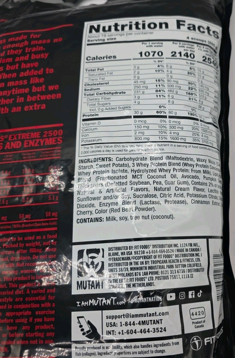 Mutant Mass Extreme 2500 3-Whey Protein Drink Berry Blast 12lbs Exp 11/27